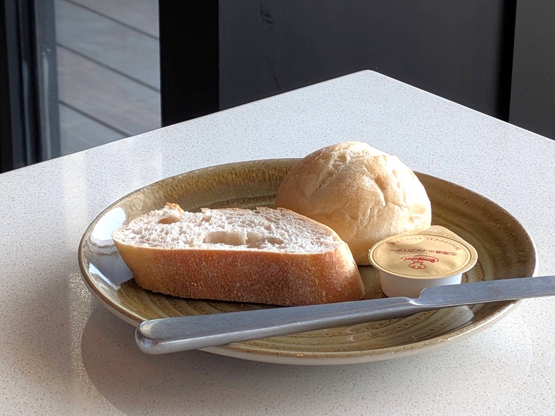 ザ ロイヤルパーク ホテル アイコニック 那覇のランチ(パン)
