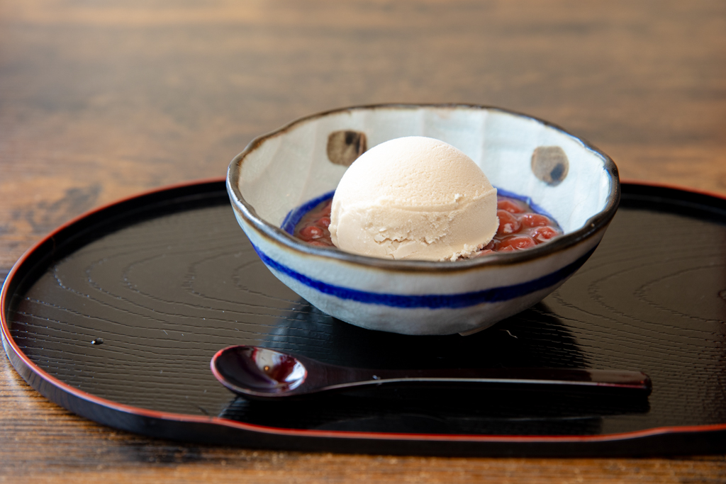 うかじそば首里城前店のアイスぜんざい1