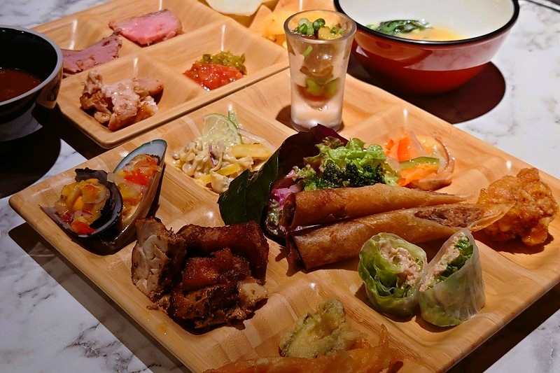 トゥインライン沖縄の夕食ブッフェ5